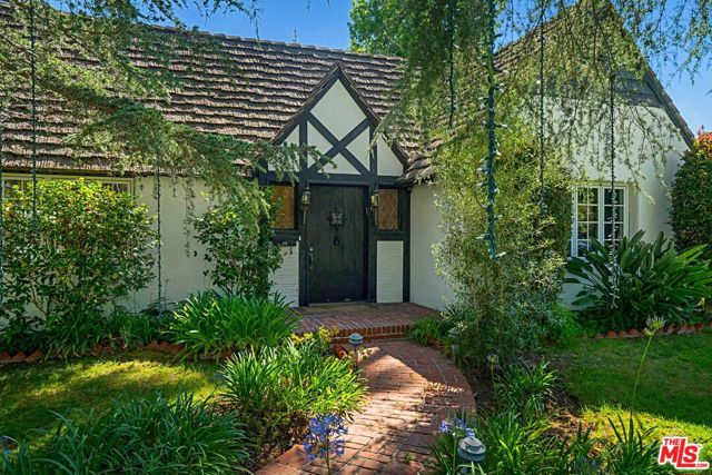 507 North Foothill Road photo 8