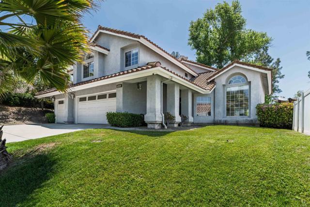 42059 Avenida Vista Ladera, Temecula CA: https://media.crmls.org/mediaz/99b6a0cc-56a9-4bbe-8417-17f4637bb40a.jpg