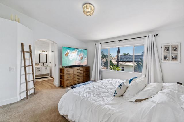 416 Alyssum, Oceanside CA: https://media.crmls.org/mediaz/99b6bc1c-3c65-4392-8d0a-b78e0614e110.jpg