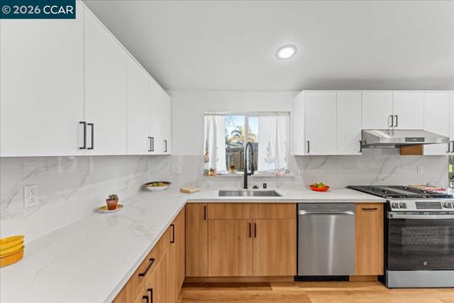 5169 Concord Blvd, Concord CA: https://media.crmls.org/mediaz/99b714b5-dd7f-41e2-9690-a252871700b4.jpg