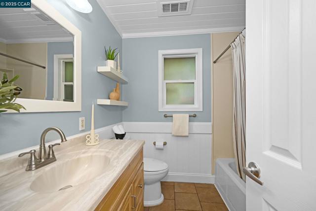 Image 16 of 43 For 412 Beatrice Rd
