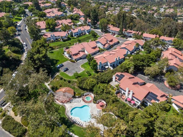 Detail Gallery Image 35 of 42 For 6543 Paseo Adelante, Carlsbad,  CA 92009 - 3 Beds | 2/1 Baths