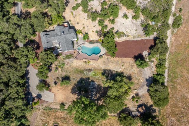 31315 Via La Naranga, Carmel Valley CA: https://media.crmls.org/mediaz/99b83bc8-4a6c-4281-b5ec-be917d58817e.jpg