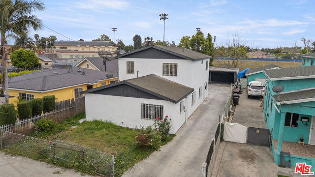 1346 E 83rd Street, Los Angeles CA: https://media.crmls.org/mediaz/99b86d85-9278-44dd-bd1c-b0ff1fd344a4.jpg