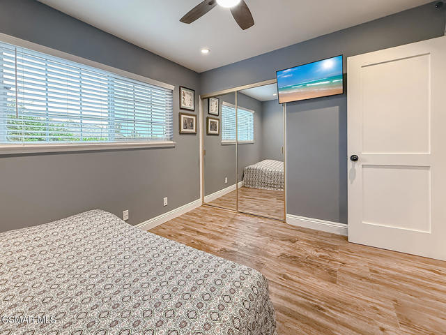 751 Muirfield Avenue, Simi Valley CA: https://media.crmls.org/mediaz/99b9cd92-7354-4581-979c-4c41d12803a5.jpg