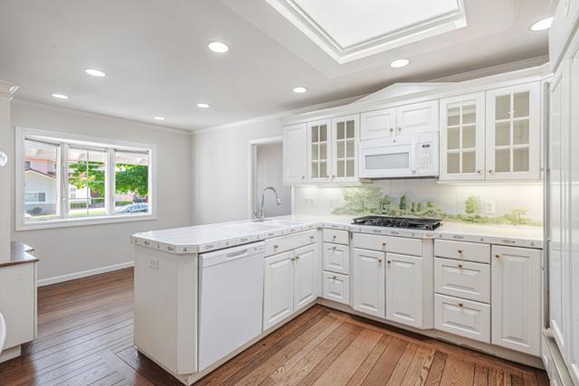 329 Castenada Drive, Millbrae CA: https://media.crmls.org/mediaz/99bb3336-3d1d-47e7-a84f-98427d4564fc.jpg