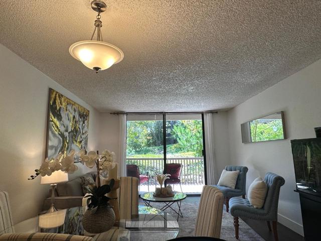 8129 Shelter Creek Lane, San Bruno CA: https://media.crmls.org/mediaz/99bb5042-74f8-4990-94aa-63e6dd384943.jpg