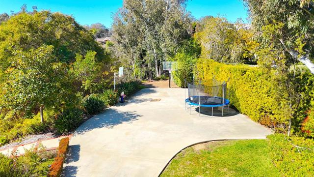Detail Gallery Image 9 of 37 For 16110 via Del Alba, Rancho Santa Fe,  CA 92067 - 7 Beds | 6/1 Baths