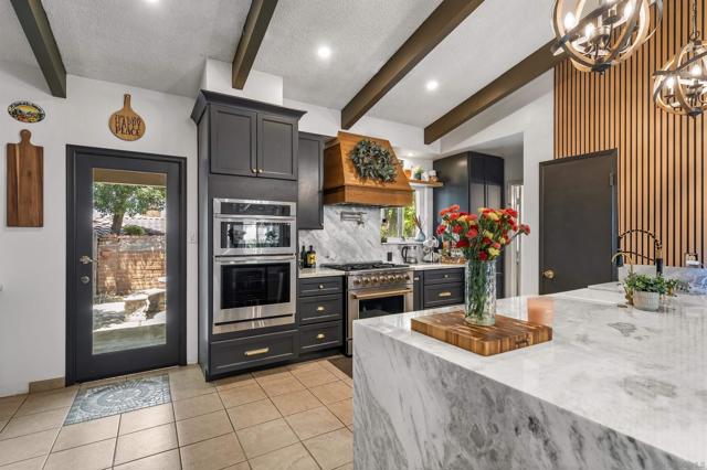 16707 Highway 76, Pauma Valley CA: https://media.crmls.org/mediaz/99bbf12d-e37c-4f8d-9223-78d8ee278e26.jpg