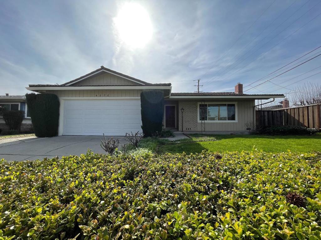 4876 Springdale Drive