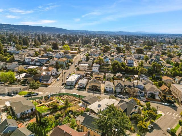 2523 23rd Avenue, Oakland CA: https://media.crmls.org/mediaz/99be0e50-d7d6-47d0-a463-5f824023a1e8.jpg