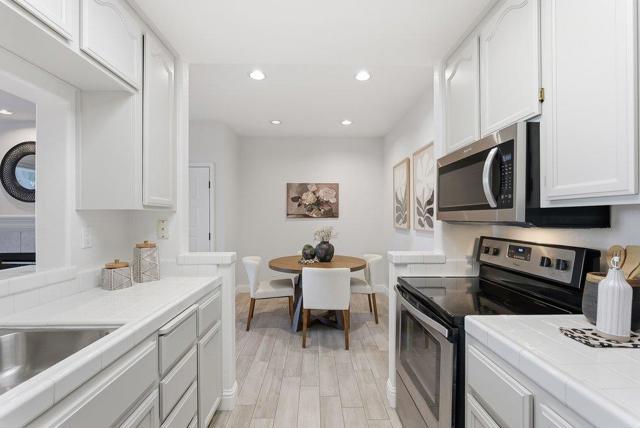 838 Bucks Lake Court, San Jose CA: https://media.crmls.org/mediaz/99be9068-b682-48df-8412-eb1c32de9efd.jpg