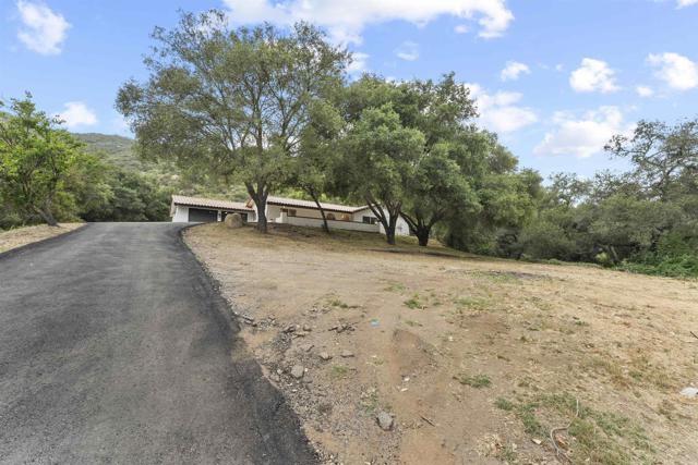 26230 N Lake Wohlford Road, Valley Center CA: https://media.crmls.org/mediaz/99bf0012-6600-4b5d-b6d9-cca8c0cc7638.jpg