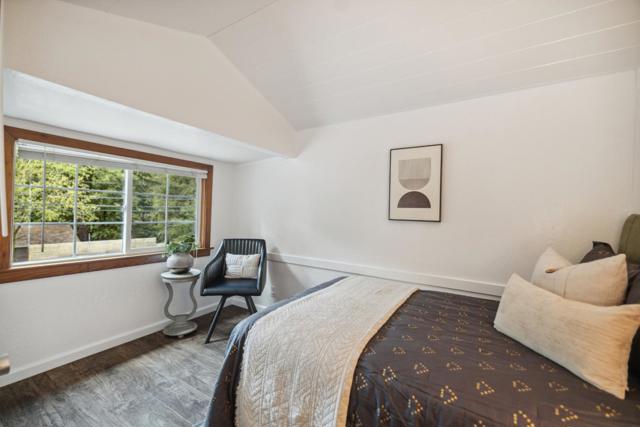 15300 Highway 9, Boulder Creek CA: https://media.crmls.org/mediaz/99bfe774-5215-4b47-ae44-14a9167499d4.jpg