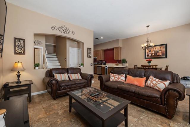 1468 Levant Lane, Chula Vista CA: https://media.crmls.org/mediaz/99c21814-3eb3-46c8-a8d4-63644aabcb46.jpg