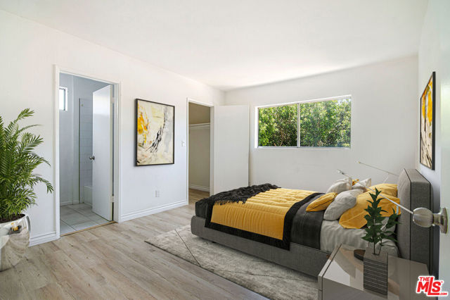 14560 Clark Street, Sherman Oaks CA: https://media.crmls.org/mediaz/99c2b7d4-4fd5-474b-87ad-8e8b669c34dc.jpg
