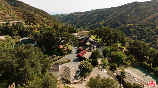 Drew Fenton | 3100 Mandeville Canyon Road Los Angeles CA | MLS: 7428986 Drew Fenton | 3100 Mandeville Canyon Road Los Angeles CA | MLS: 7428986