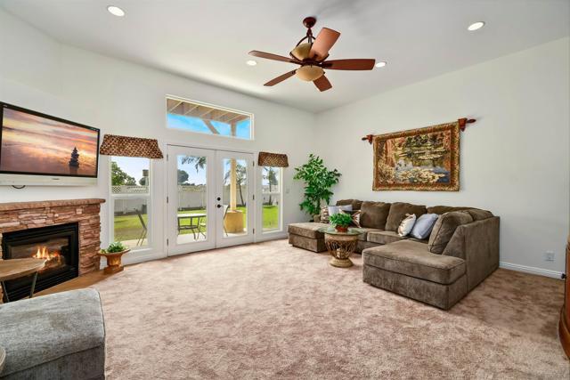 2725 Morning Glory Ln, Carlsbad CA: https://media.crmls.org/mediaz/99c5b091-bc6a-4caa-b841-860c00db170e.jpg