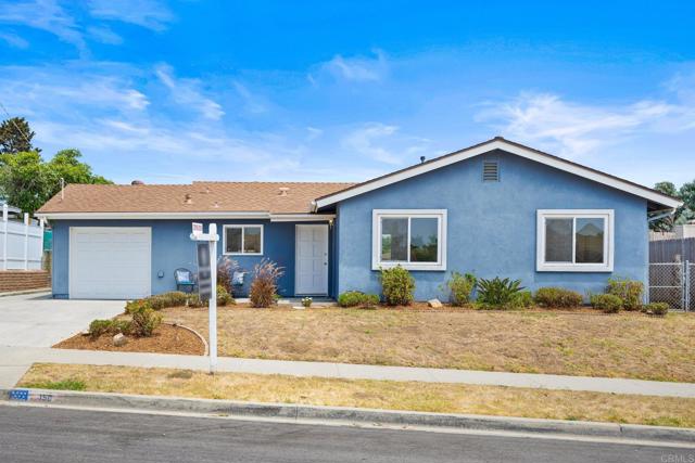 Detail Gallery Image 1 of 1 For 150 Edgewood Dr, Oceanside,  CA 92054 - 3 Beds | 2 Baths