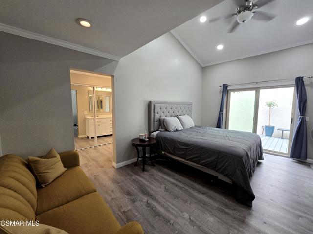 3123 Woodfern Circle, Thousand Oaks CA: https://media.crmls.org/mediaz/99c5b636-0a5f-43a5-a689-6185d9e042c2.jpg