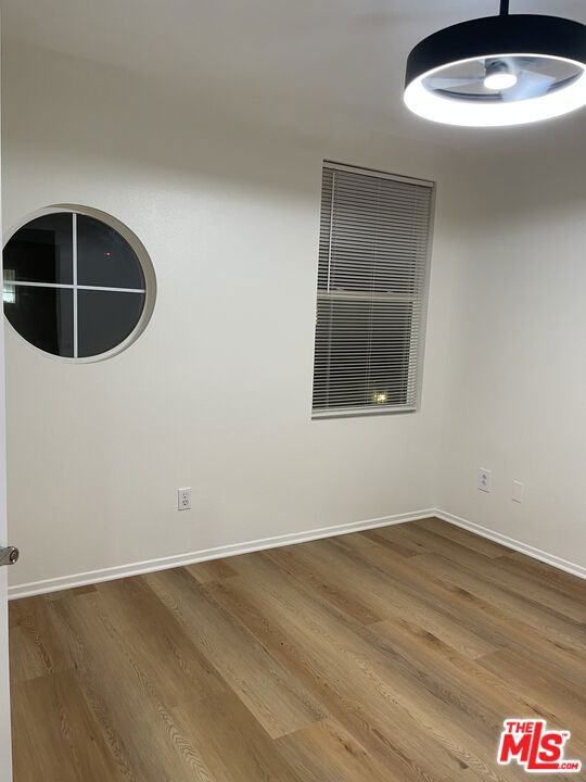 121 Cancion Way, Los Angeles CA: https://media.crmls.org/mediaz/99c6ad09-4b2a-41ff-ab7a-c77d2d738d77.jpg