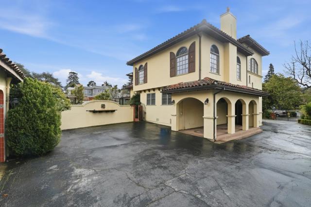 730 Hillsborough Boulevard, Hillsborough CA: https://media.crmls.org/mediaz/99c742fd-c933-4669-ae05-b5f80806f8d3.jpg