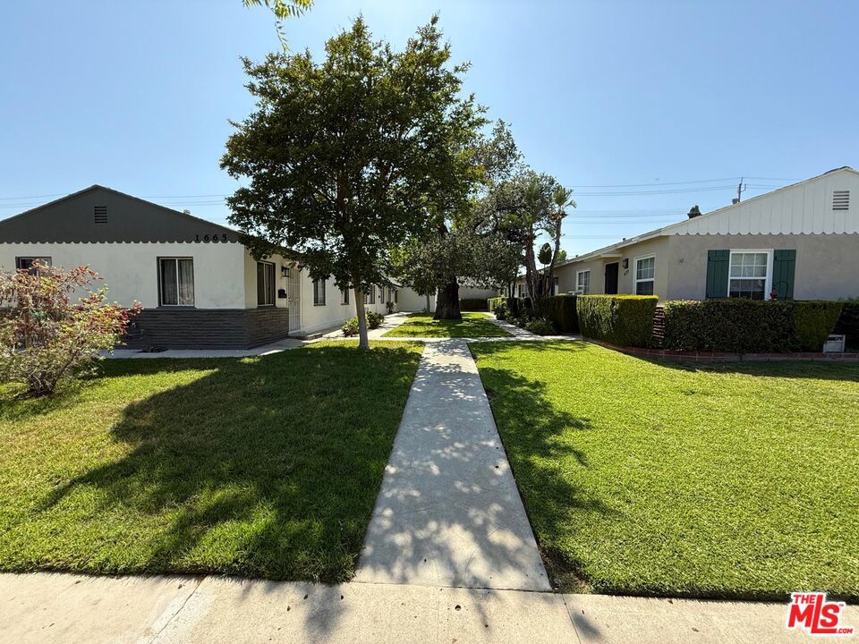 1669 N Hollywood Way