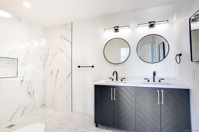 752 Monserate Ave, Chula Vista CA: https://media.crmls.org/mediaz/99c79367-ad63-4373-a2d4-3de5973da6d8.jpg