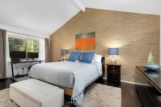 202 Estrellita Lane, Oak Park CA: https://media.crmls.org/mediaz/99c99b41-f49e-44d9-866a-b1d2337d12e3.jpg