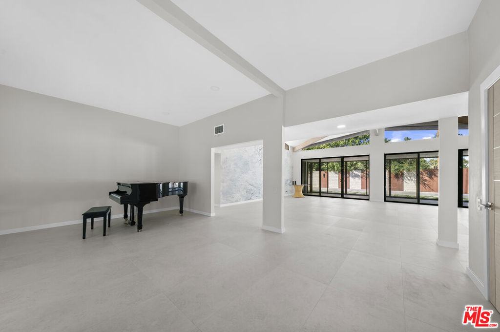 MLS #25597877 image #54