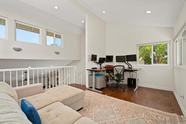 4048 Raffee Dr, San Diego CA: https://media.crmls.org/mediaz/99cb48ce-e528-4bdf-beae-706281dfe76c.jpg