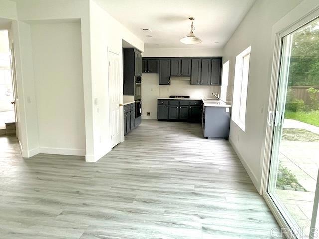 Detail Gallery Image 2 of 22 For 659 Rosita Ct, Chula Vista,  CA 91910 - 4 Beds | 2 Baths