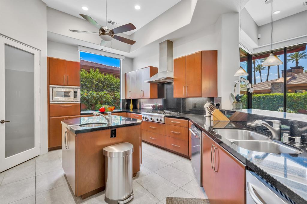 MLS #219138933DA image #6