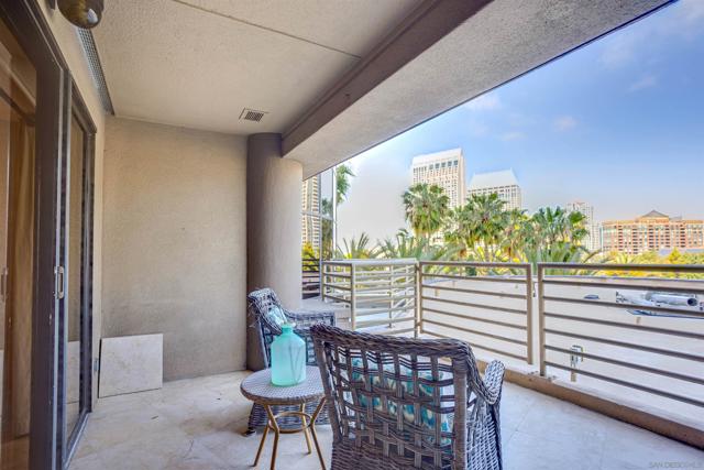 100 Harbor Dr, San Diego CA: https://media.crmls.org/mediaz/99cd52ec-e323-4984-9b15-e41ad7d56b01.jpg