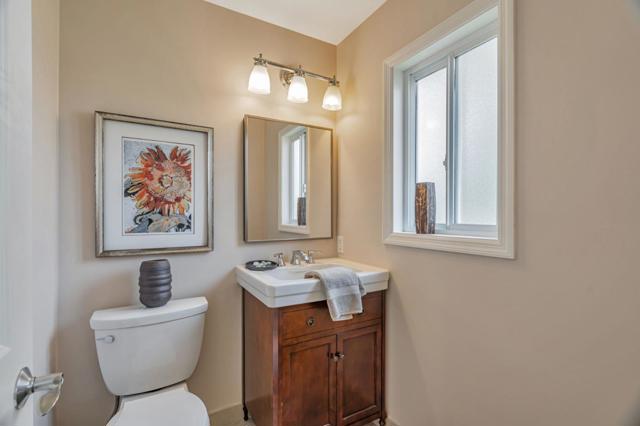 1728 Peartree Lane, Mountain View CA: https://media.crmls.org/mediaz/99cdb66d-d25c-4768-9fa4-b5c7b7f9f6a8.jpg