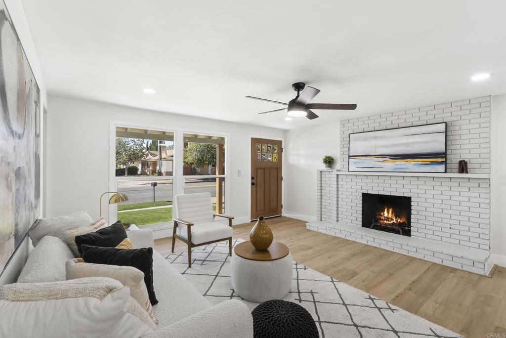 2333 Mission Avenue - photo 4
