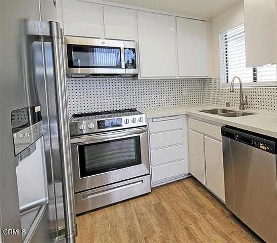 2977 Harbor Boulevard, Oxnard CA: https://media.crmls.org/mediaz/99ced34a-8643-4120-8075-4a0344547720.jpg