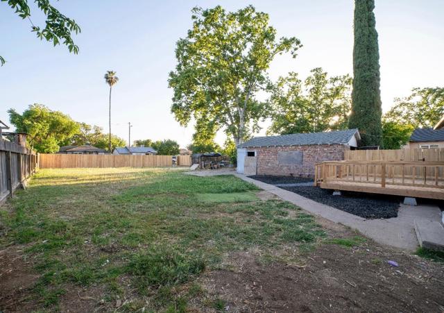 1590 Dale Avenue, Merced CA: https://media.crmls.org/mediaz/99cfcfd3-ba2c-4bdb-92af-08e1aee7f6b6.jpg