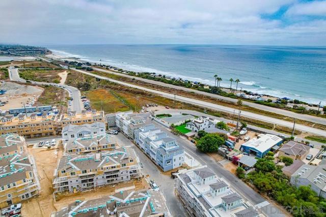 7508 Ponto Road, Carlsbad CA: https://media.crmls.org/mediaz/99d07f49-3926-434f-81ae-e11e22914cdf.jpg