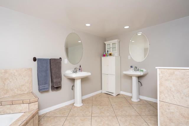 Detail Gallery Image 21 of 40 For 1111 La Mesa Ave, Spring Valley,  CA 91977 - 4 Beds | 2 Baths