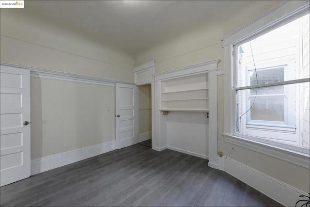 47 Auburn, San Francisco CA: https://media.crmls.org/mediaz/99d1d32d-aee0-40e9-981e-b4c1eef489a9.jpg