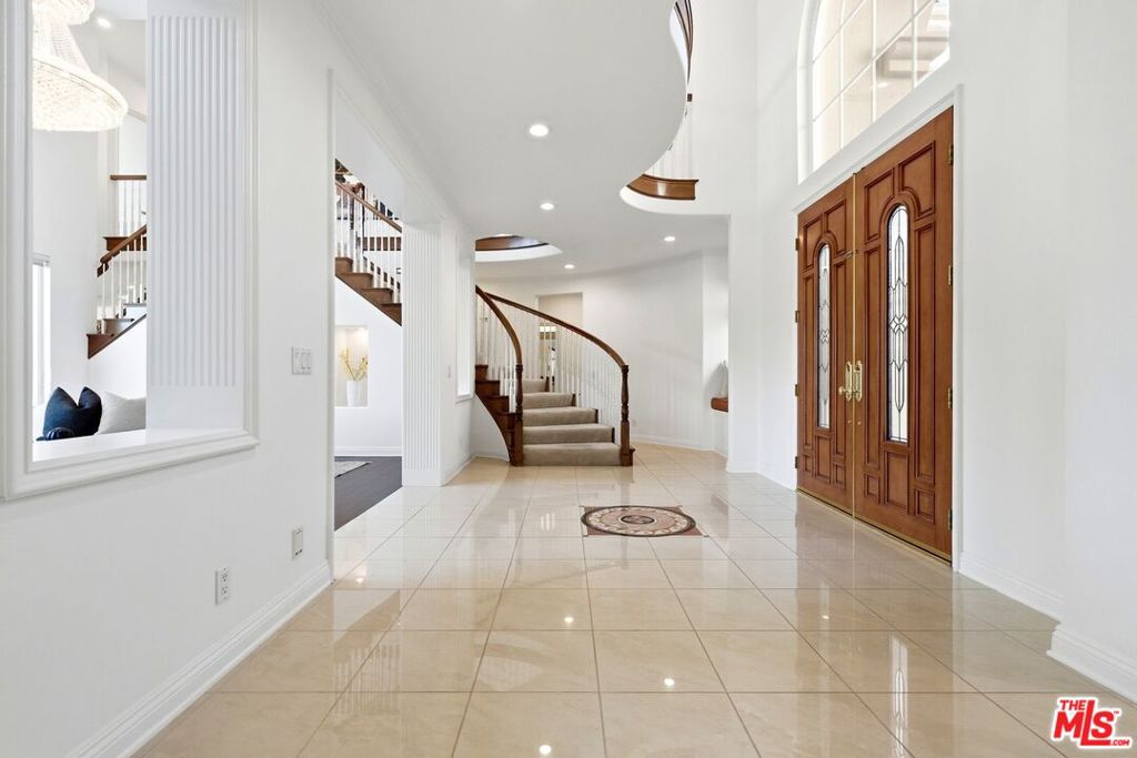 MLS #26852673 image #3