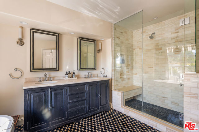 2770 La Castana Drive, Los Angeles CA: https://media.crmls.org/mediaz/99d1e766-e999-404f-85ec-88af18466dd7.jpg