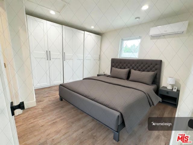 1837 N Brighton Street, Burbank CA: https://media.crmls.org/mediaz/99d2234a-c3d9-4a1d-8b05-c2ad49a46949.jpg