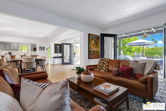 830 N Riverside Drive, Palm Springs CA: https://media.crmls.org/mediaz/99d2ceac-fe6c-4dc6-b128-64e2ad899ee1.jpg