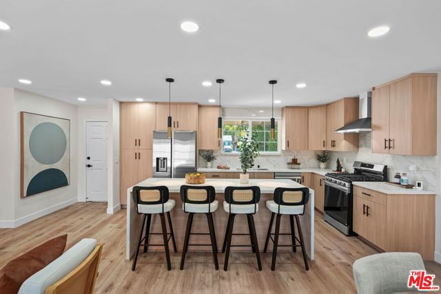 6520 Debs Avenue, West Hills CA: https://media.crmls.org/mediaz/99d2e6a7-bad4-4094-a739-a6fc79970132.jpg