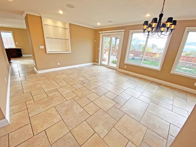 6279 Skywalker Drive, San Jose CA: https://media.crmls.org/mediaz/99d3d575-abfe-4886-a5ea-7ce9e745822a.jpg