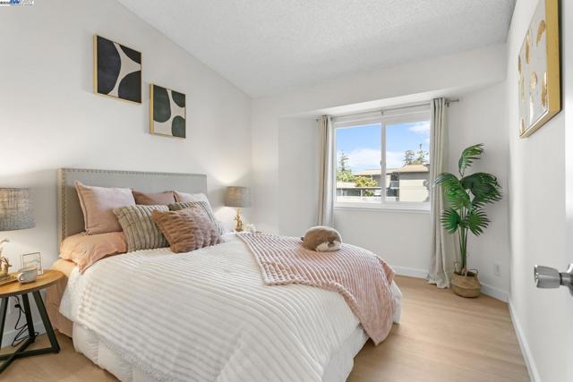 114 Hackamore Ln, Fremont CA: https://media.crmls.org/mediaz/99d3ddec-2fd9-43d9-8135-16768139cbbf.jpg