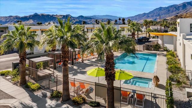 143 Obsidian Loop N, Palm Springs, CA 92264