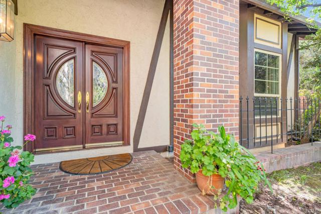 998 Mazzone Drive, San Jose CA: https://media.crmls.org/mediaz/99d4714d-960f-4b2d-ada7-ec85cb29127f.jpg